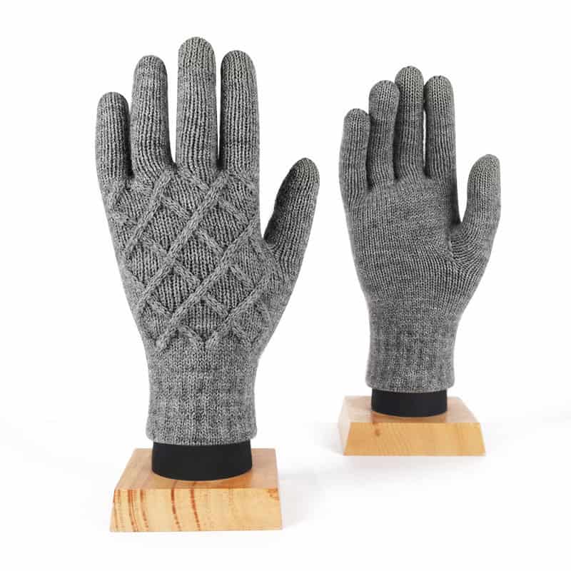 Wetterfeste Strickhandschuhe für Damen