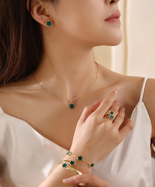 Parthenocissus Grass Jewelry 5-teiliges Glücksblumen-Halsketten-Set