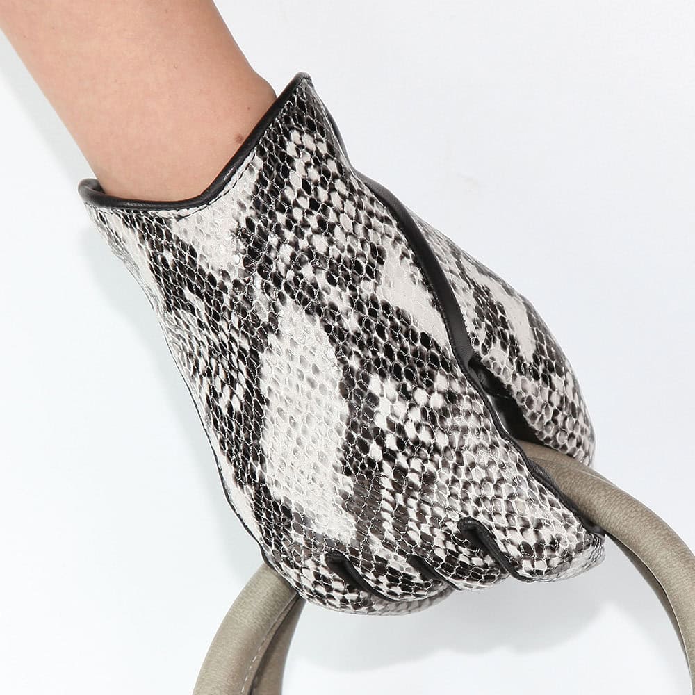 Handschuhe aus Lammfell