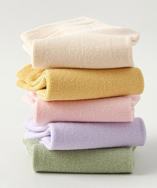 5 Paar stilvoll und lebendig. Baumwollsocken für Damen