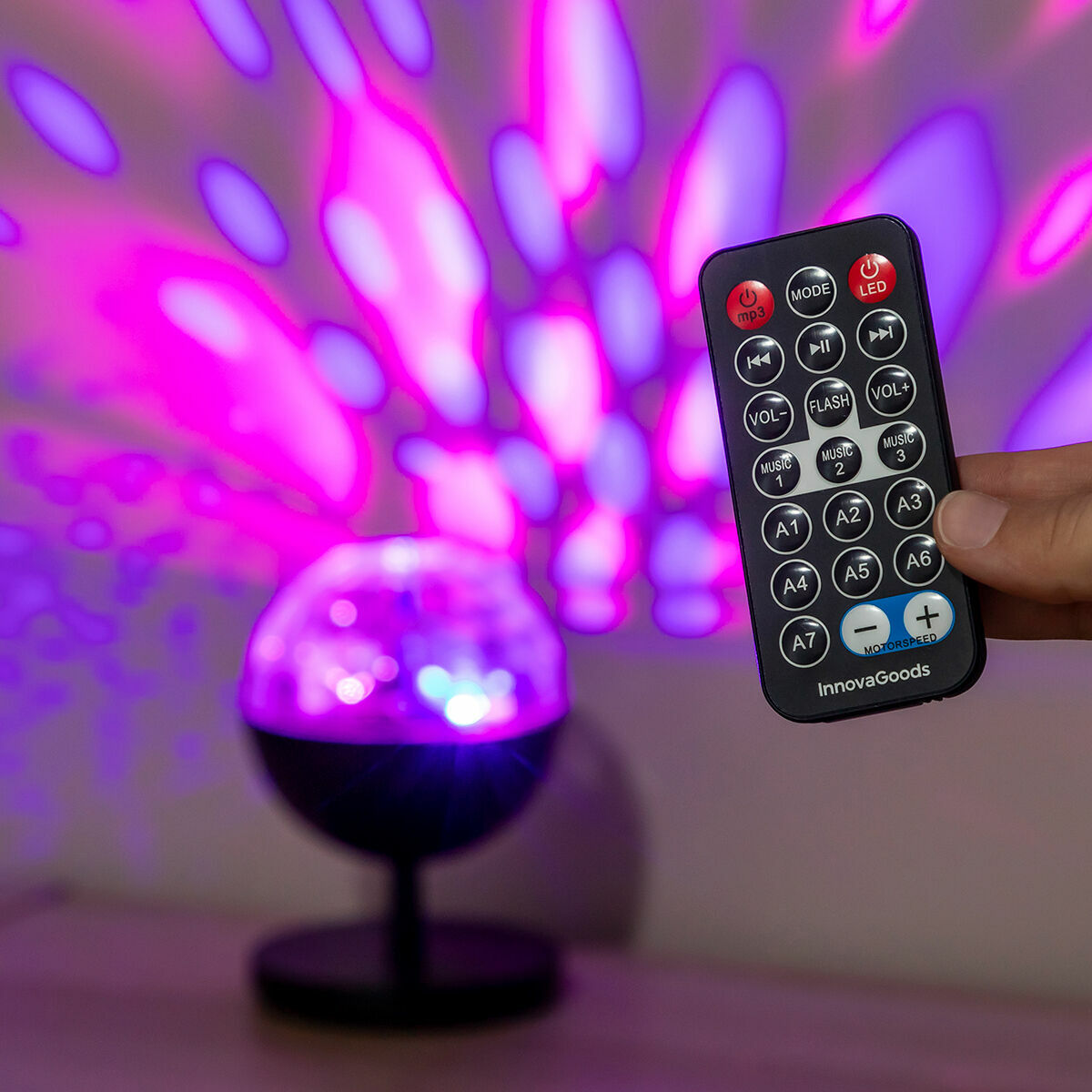 Wiederaufladbarer LED-Projektor mit Lautsprecher Istarlyt InnovaGoods