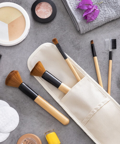 Set Make-up-Pinsel aus Holz mit Tragetasche Miset InnovaGoods 5 Einheiten