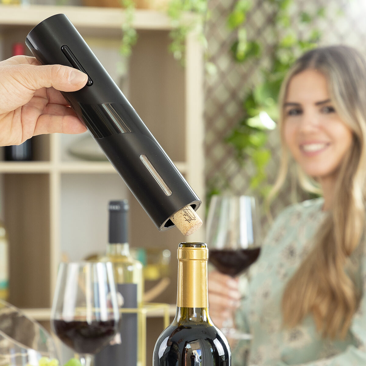 Elektrischer Korkenzieher mit Zubehör zum Weinkorken InnovaGoods