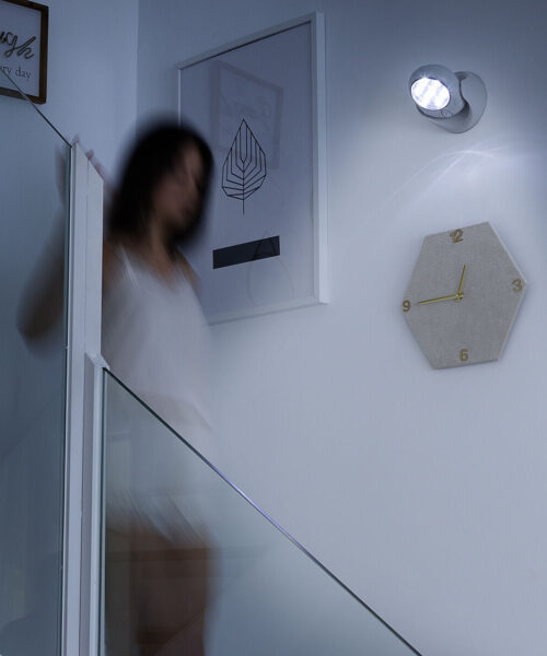 Bewegungssensor-LED-Lampe Lumact 360º InnovaGoods