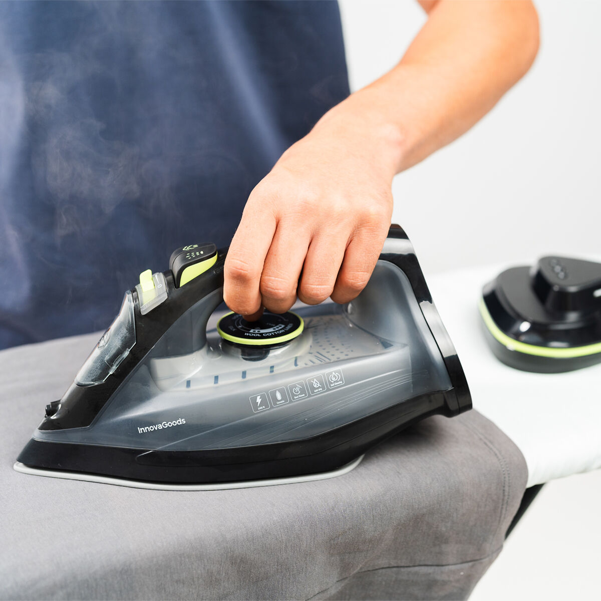 2-in-1-Akku-Dampfbügeleisen Stiron InnovaGoods 2400 W 20-30 g/Min