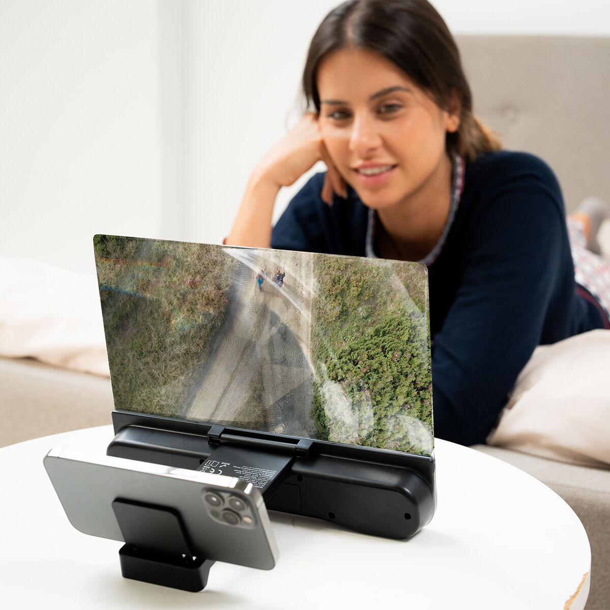Wiederaufladbare Bildschirmlupe mit Lautsprecher für Mobiltelefone Screenier InnovaGoods
